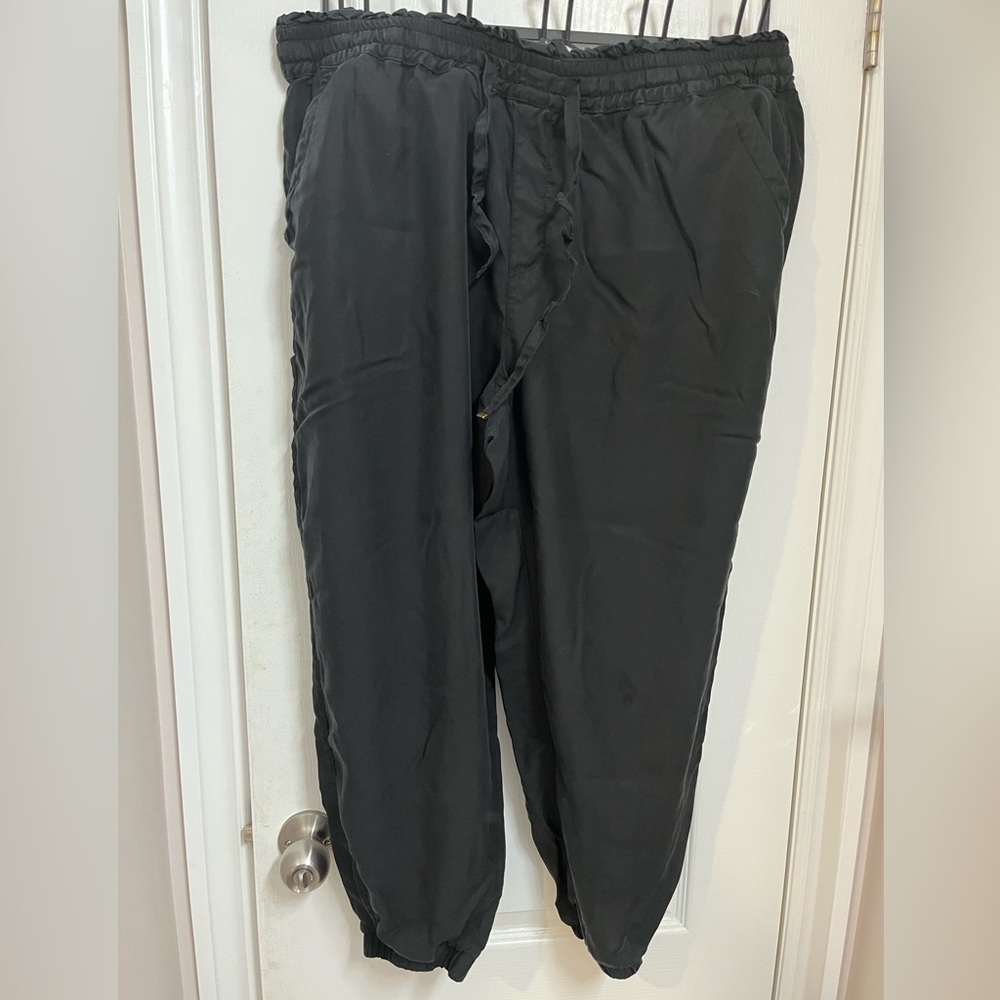 Relaxed Cuffed Ankle Pants